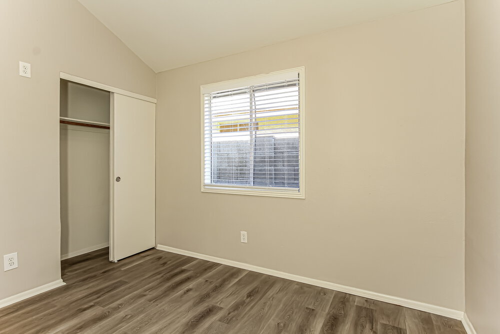 Building Photo - 11324 N 82nd Ave