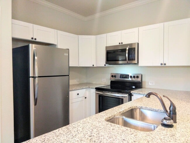 Building Photo - *COMING SOON* 3BR / 2.5BA Home | Fenced Backyard, Garage & Stainless Appliances!