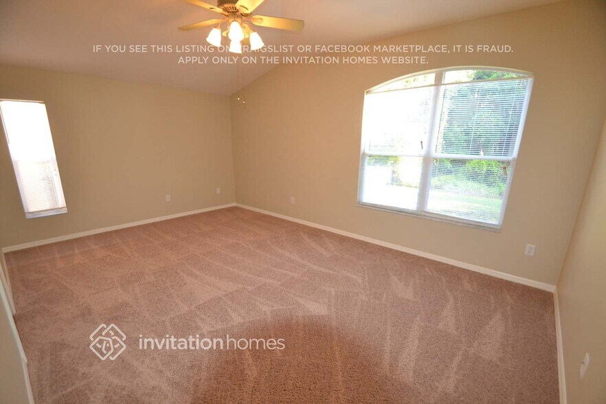 Building Photo - 29635 Birds Eye Dr