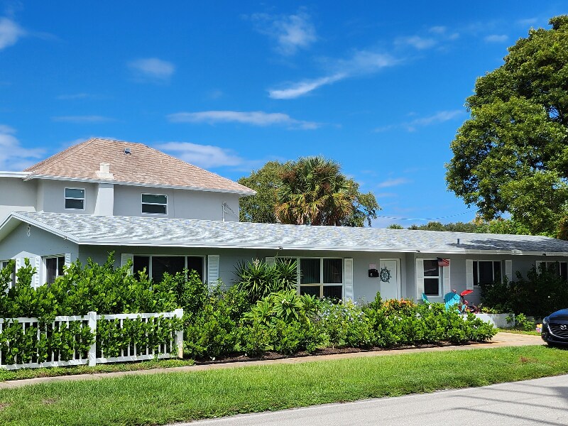 Building Photo - 305 3rd St