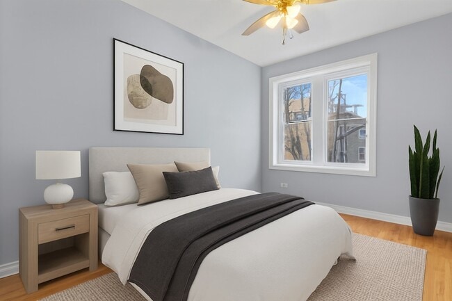 Building Photo - 1529 S Komensky Ave