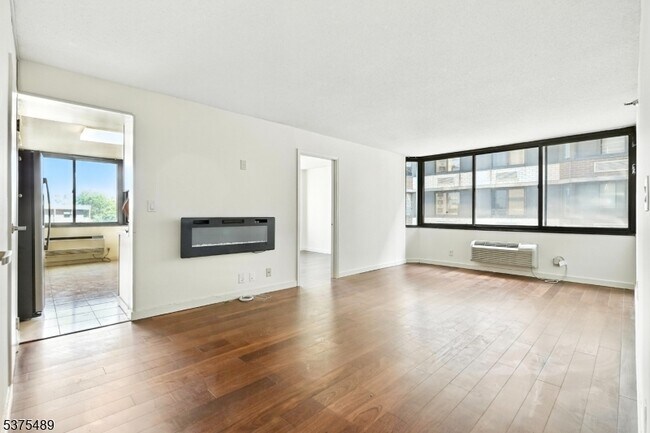 Building Photo - 316 Prospect Ave