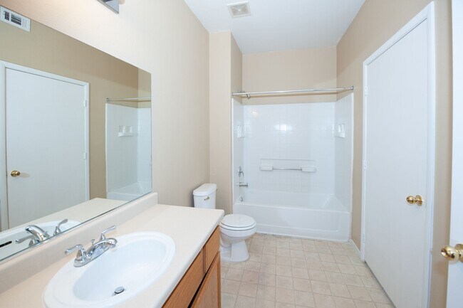 Building Photo - 9050 W Warm Springs Rd