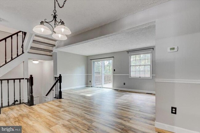 Building Photo - 7014 Chestnut Brook Ct