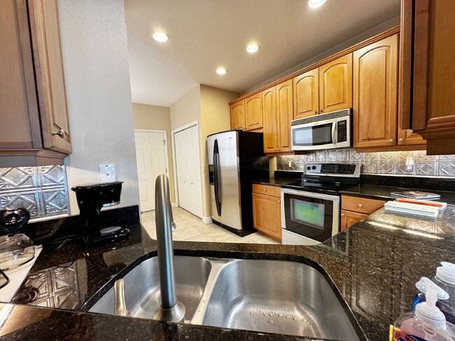 Building Photo - Furnished Tidelands Estates Townhome, Palm...