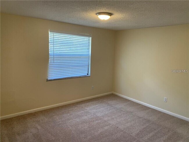 Building Photo - 4913 Rockledge Cir