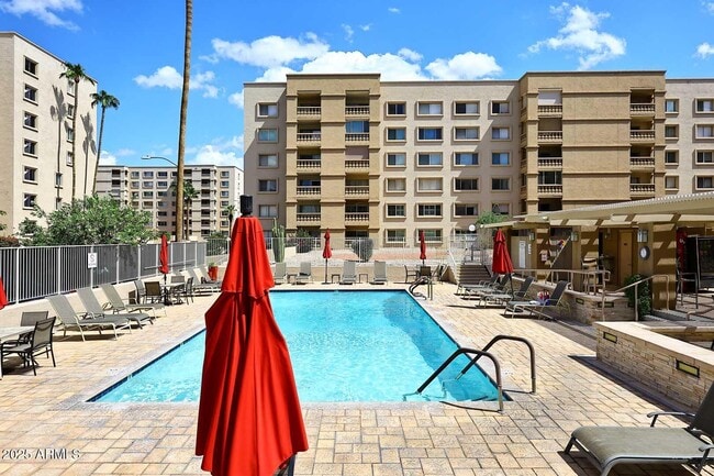 Building Photo - 7910 E Camelback Rd