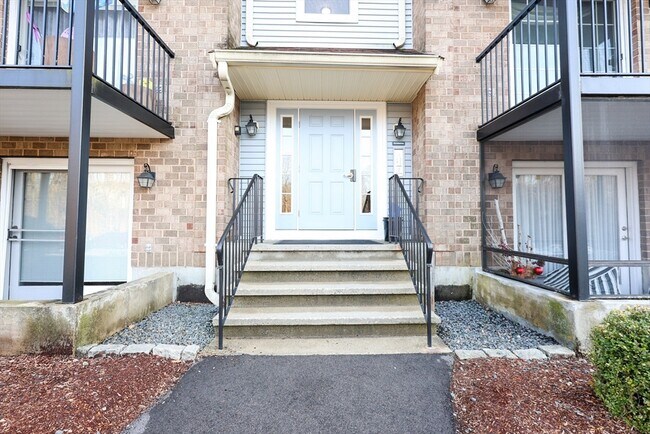 Building Photo - 610 S Franklin St