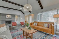 Building Photo - 1425 Mayfield Ave