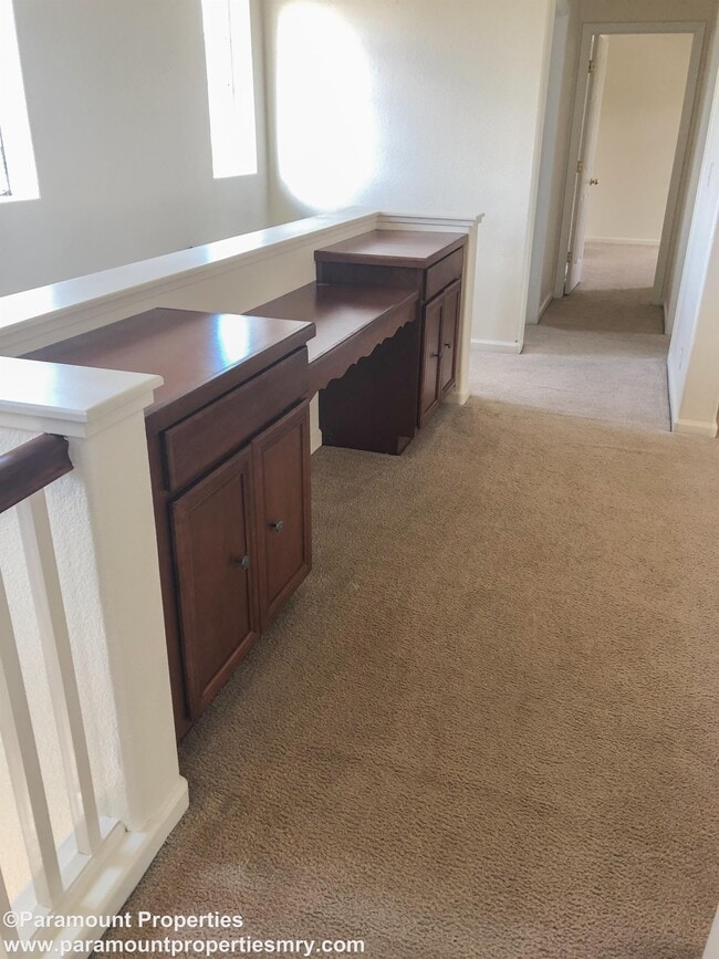 Building Photo - 279 Azalea Pl