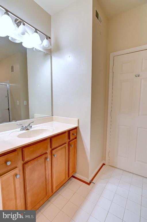 Building Photo - 1501 North Point Dr