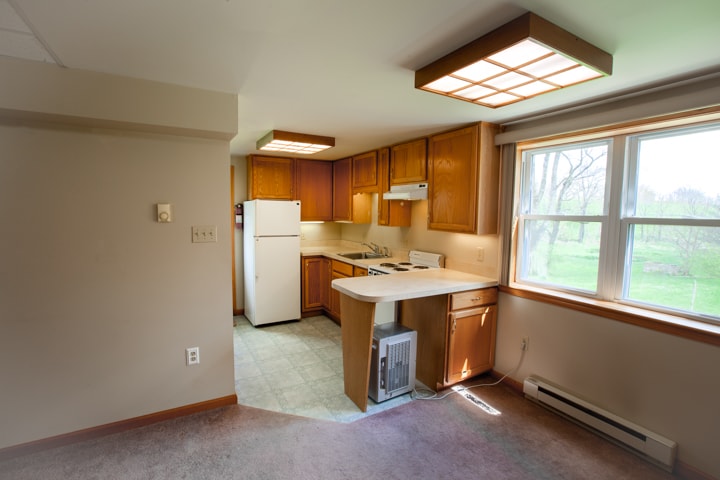 Building Photo - 201 Farview Rd