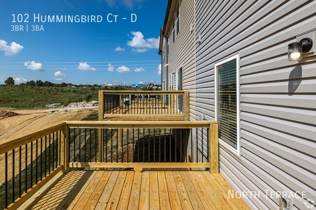 Building Photo - 102 Hummingbird Ct