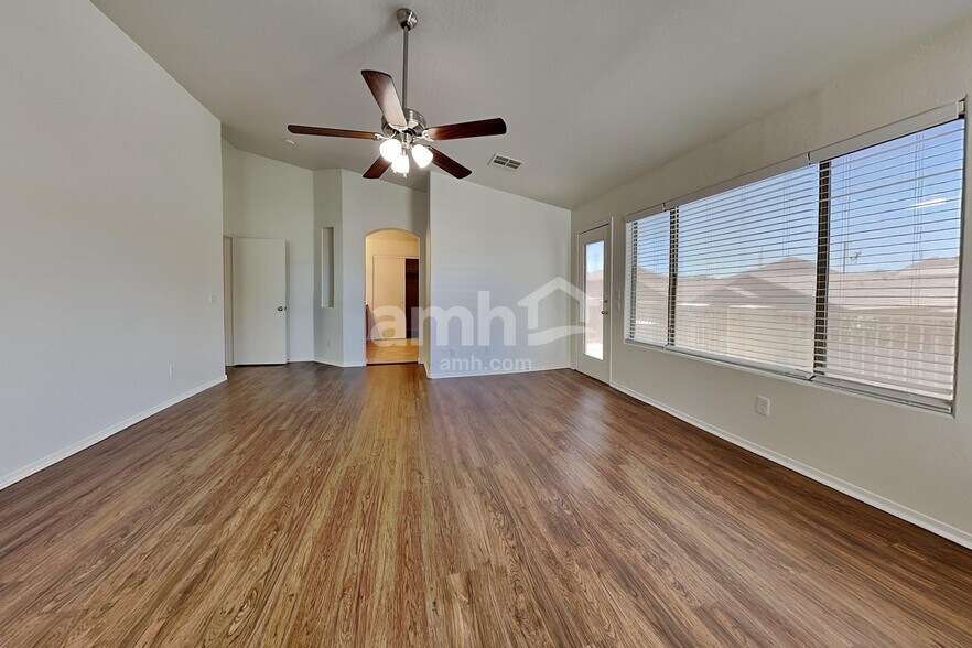 Building Photo - 25850 W Crown King Rd