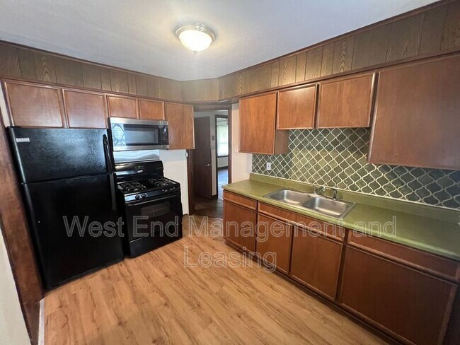 Building Photo - 3605 St Gregory Ln