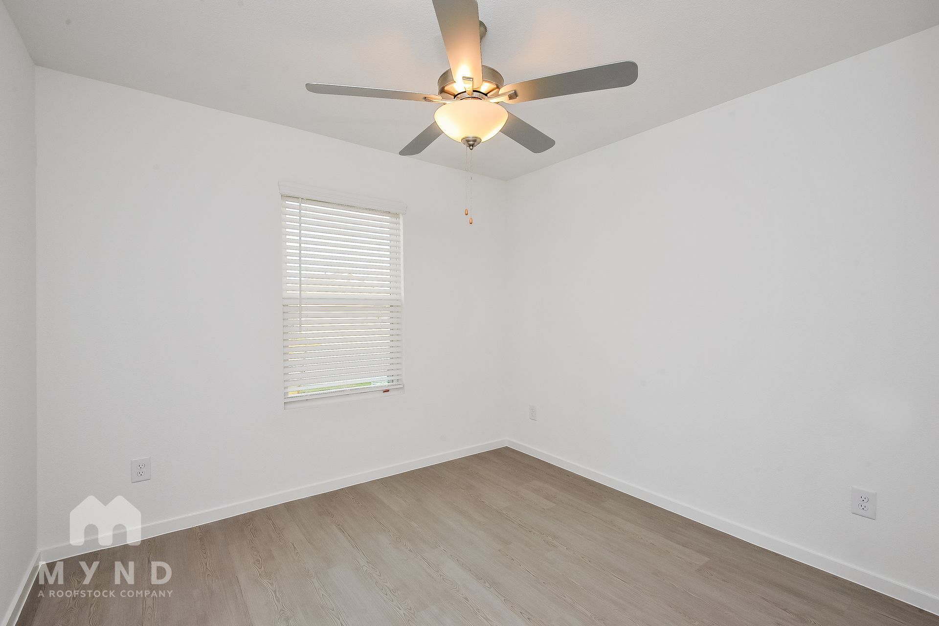 Building Photo - 2724 Mistwood Dr