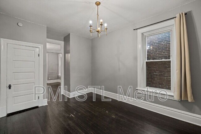 Building Photo - 4036 Flad Ave