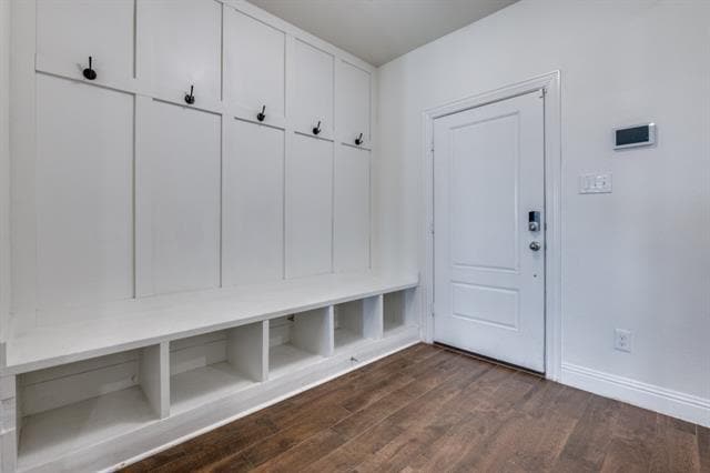 Building Photo - 11008 Culberson Dr