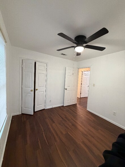 Building Photo - 5244 Toro Bravo Dr