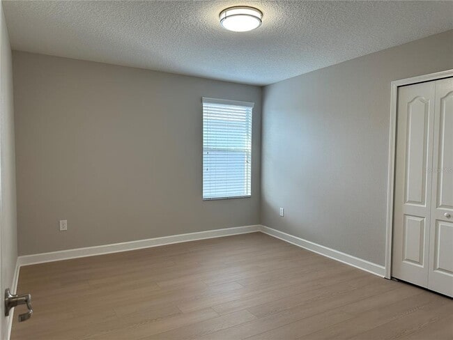 Building Photo - 15168 Evergreen Oak Loop