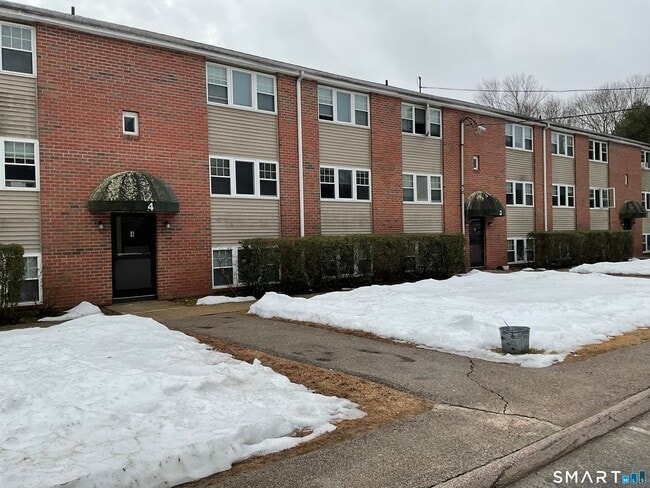 Building Photo - 82 Jerome Rd