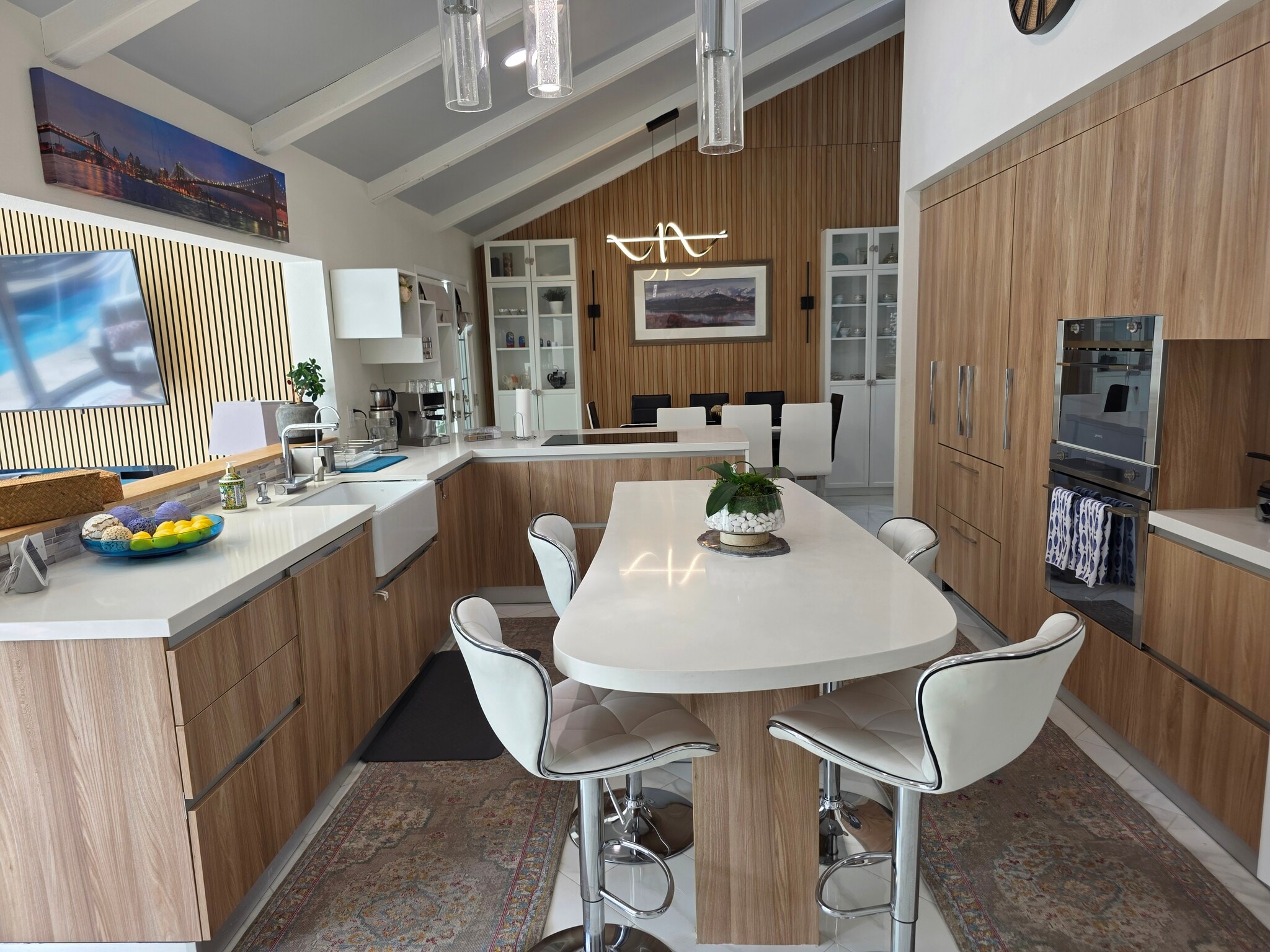 Building Photo - 6097 Charae St