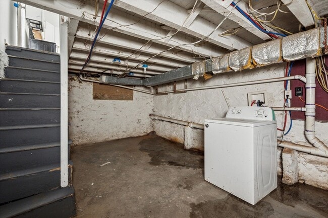 Building Photo - 3 Bedroom House Germantown- Rent Ready!