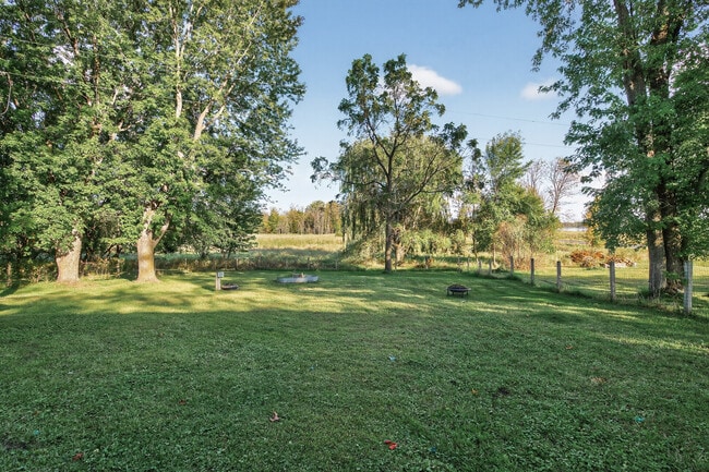 Building Photo - 43965 Deerwood Trail