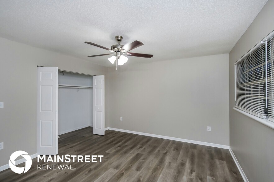 Building Photo - 862 Lance St