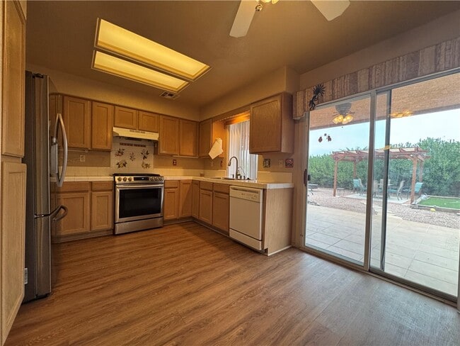 Building Photo - 1651 Segovia Way