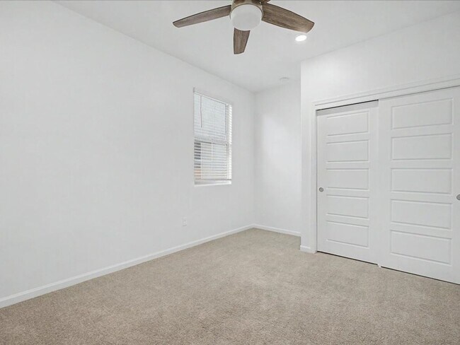Building Photo - Spacious 4-Bedroom Home in Rocking K with Modern Finishes & Resort-Style Community Amenities!