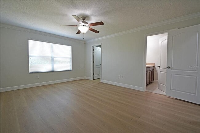 Building Photo - 11925 Greengate Dr