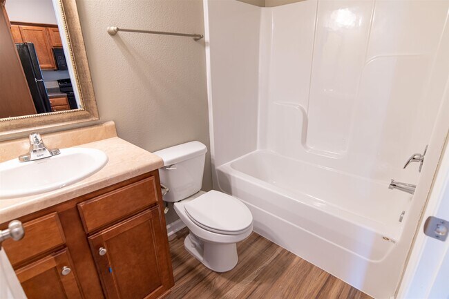 Building Photo - 2200 Del Carmel Way