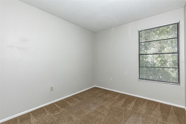 Building Photo - 2517 E Stanley Matthew Cir