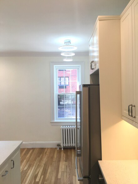 Building Photo - 16 Chauncy Street