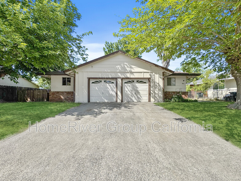 Building Photo - 8011 San Cosme Dr
