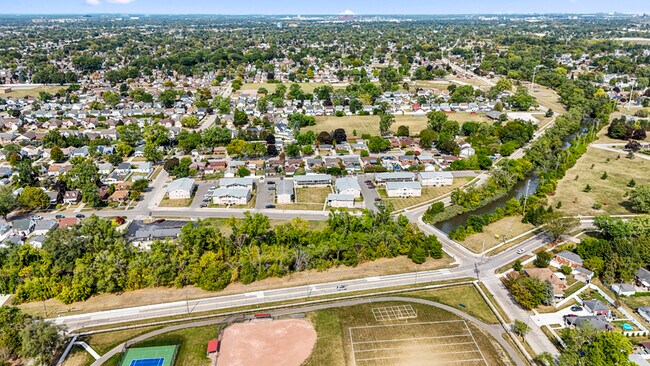 Building Photo - 550 Harrison Blvd