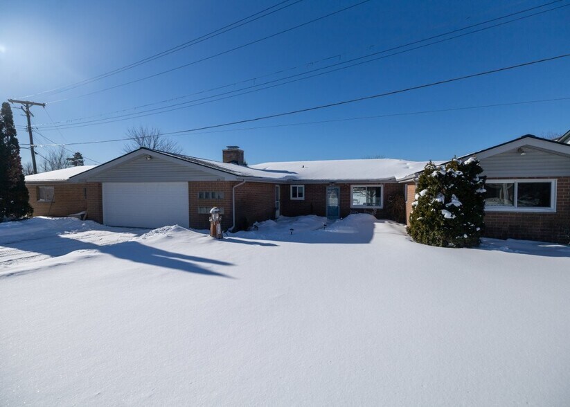 North Elevation (Street) - 504 Burgess Dr