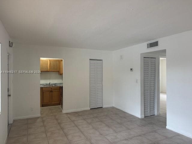 Building Photo - 241 SE 9th Ave