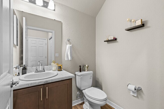 Building Photo - 3BR Center Lake Townhome | 2-Car Garage, Loft & Resort-Style Amenities