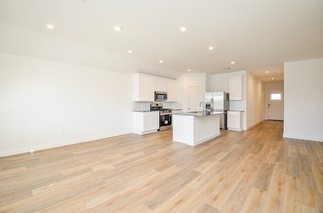 Building Photo - 2530 Ocean Jasper Dr