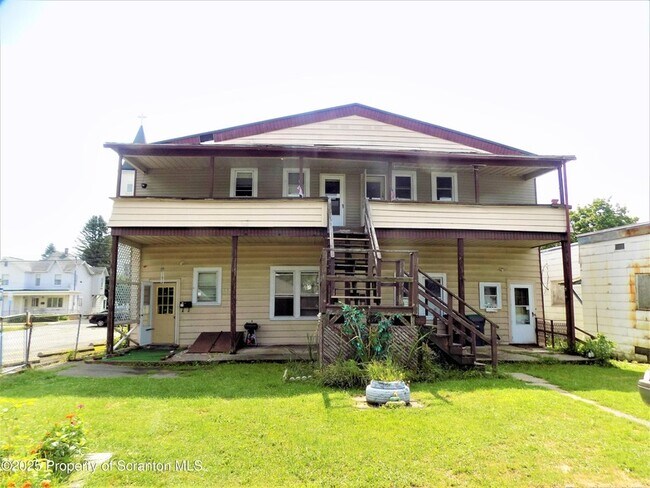 Building Photo - 513 Washington Ave