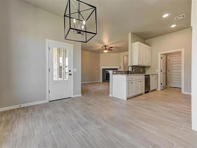 Building Photo - 1935 W Flintlock Wy