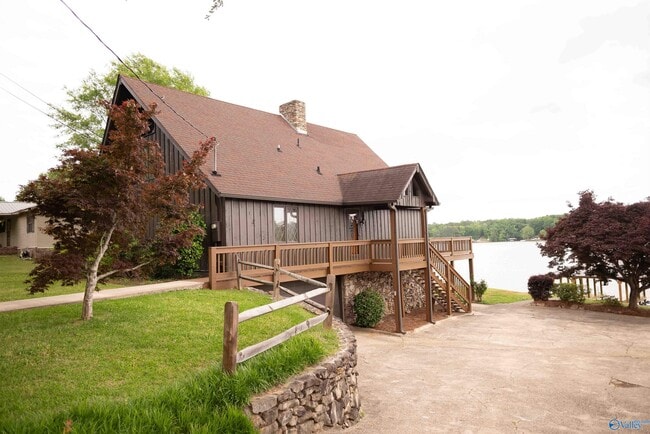 Building Photo - 418 Riverton Dr