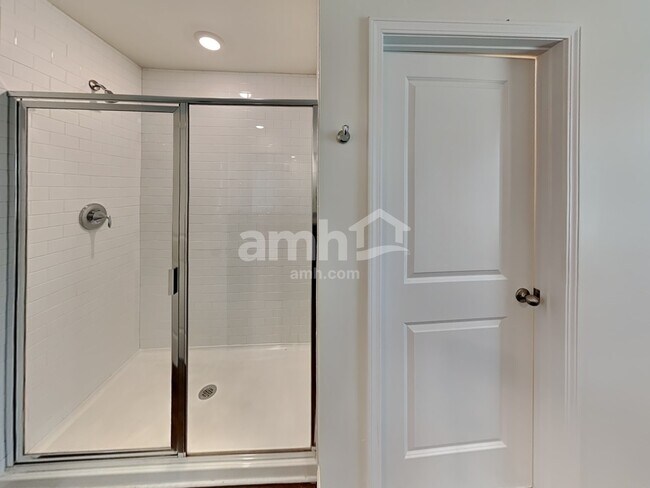 Building Photo - 580 Smt Vw Ln