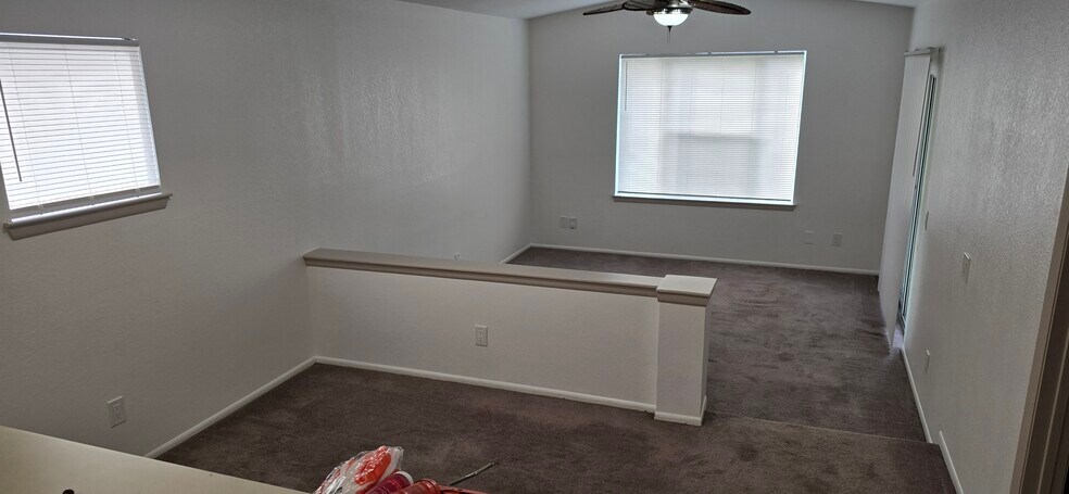 Primary Photo - 1825 Palm Cove Blvd