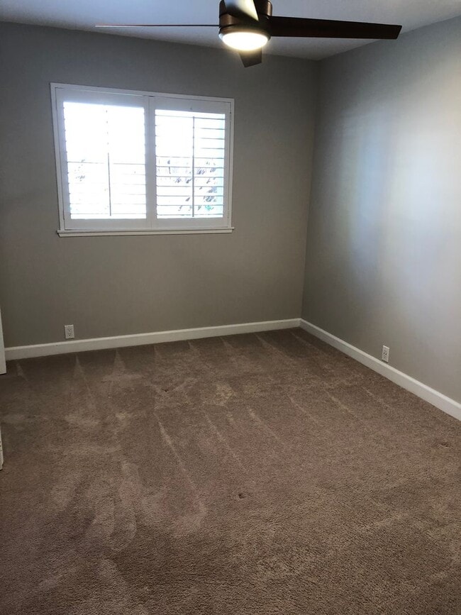 Building Photo - Well maintained, updated Goleta home