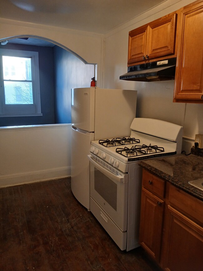 Building Photo - 1721 McCulloh St