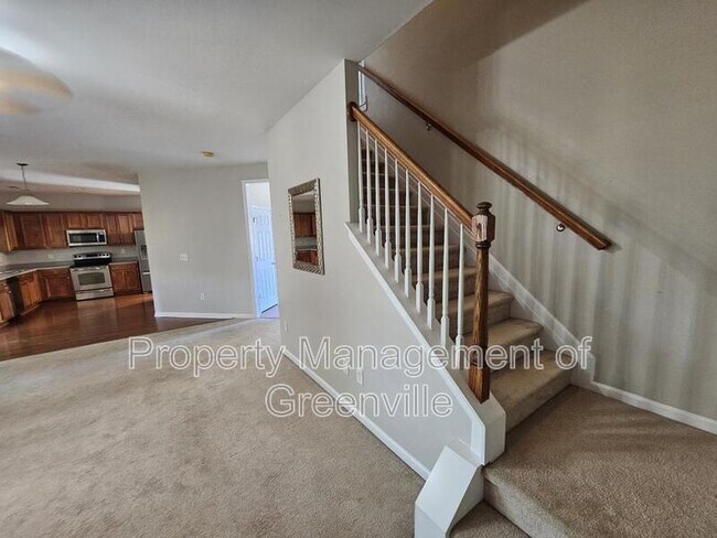 Building Photo - 695 Flintrock Dr