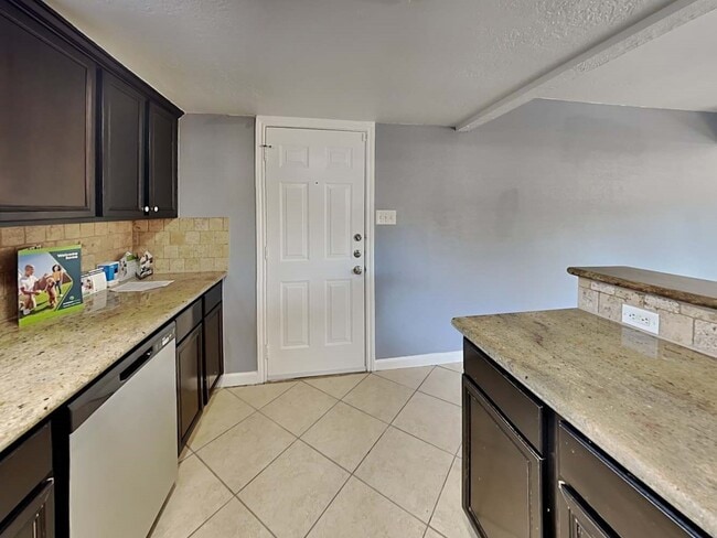 Building Photo - 3519 Sardis Ln